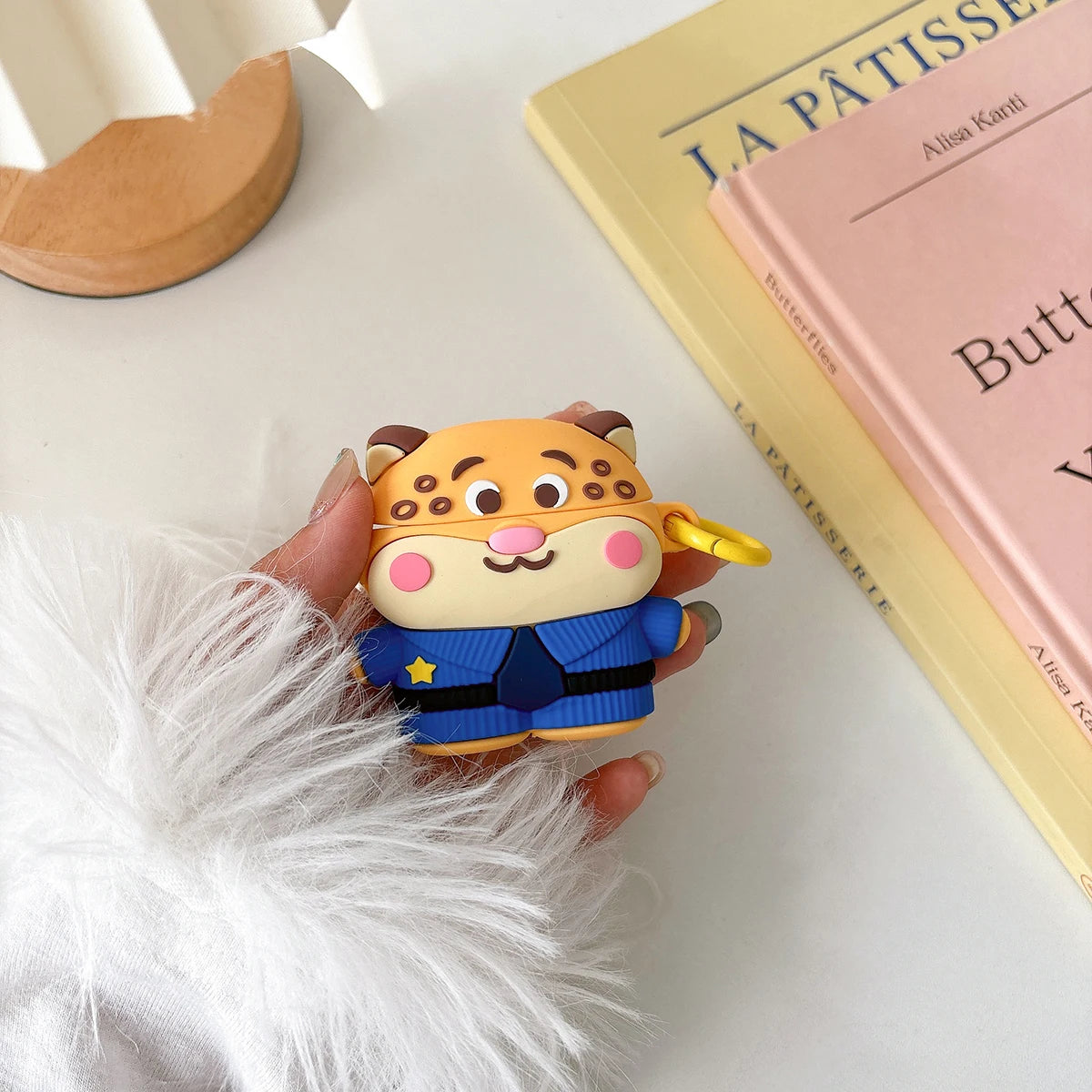 Zootopia 'Cheetah | Police Officer' Airpods Case Shock Proof Cover
