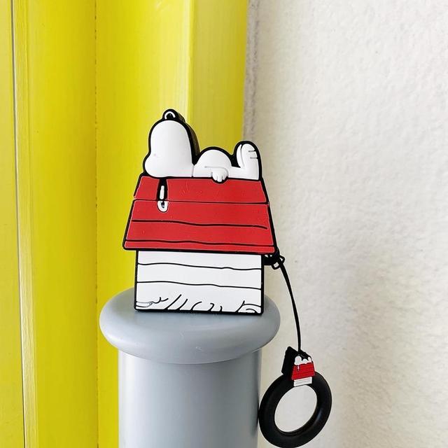 Charlie Brown 'Snoopy Shed' Premium AirPods Case Shock Proof Cover