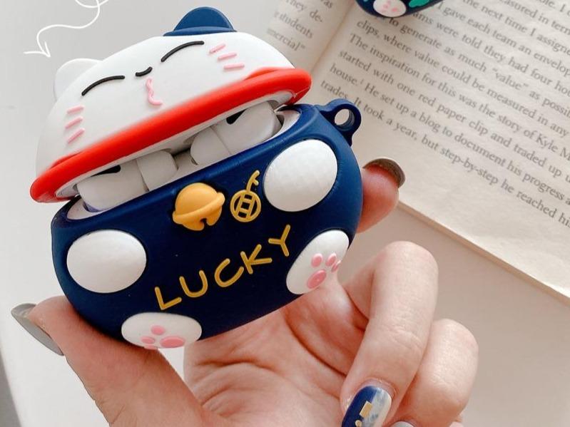 Japanese Lucky Cat Premium AirPods Pro Case Shock Proof Cover