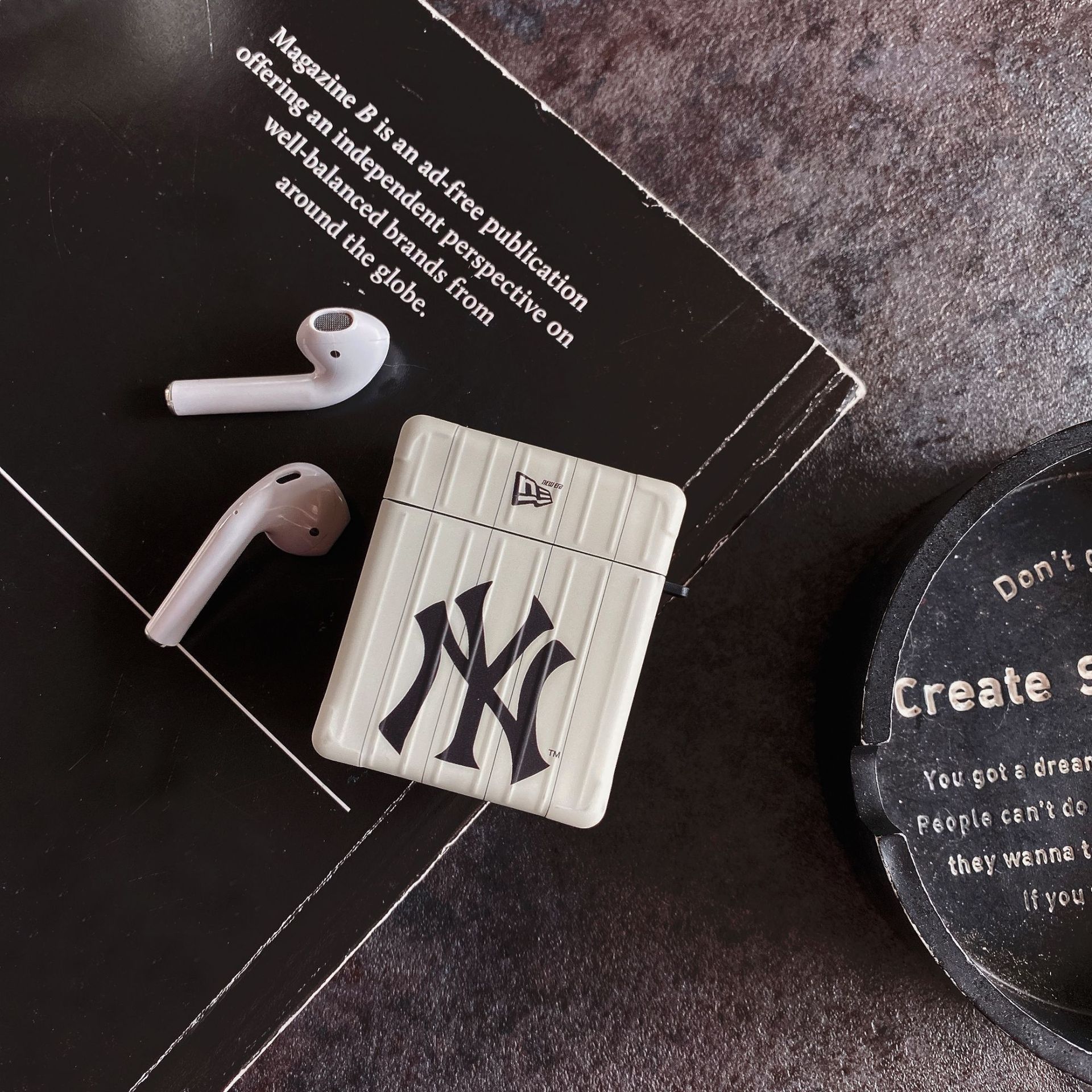 New York Yankees 'Modular' AirPods Case Shock Proof Cover