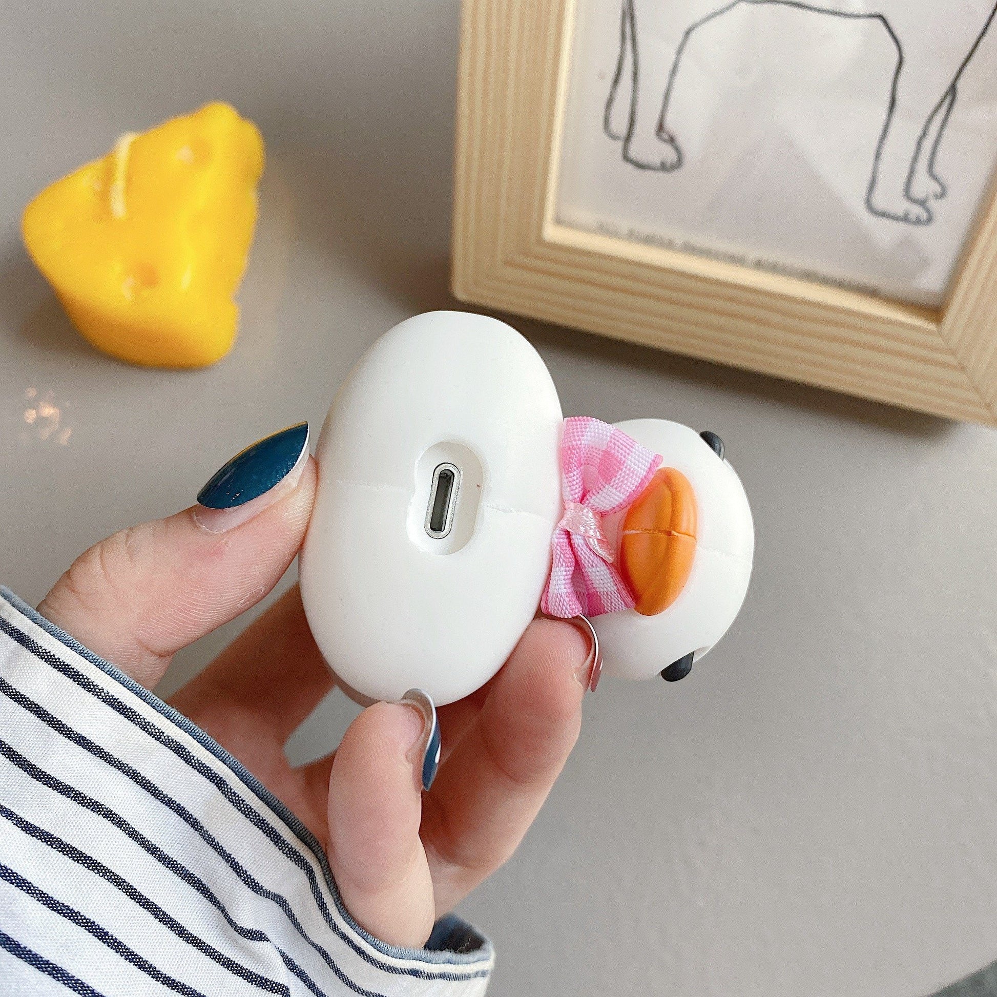 Duck 'Bowtie' Premium AirPods Case Shock Proof Cover